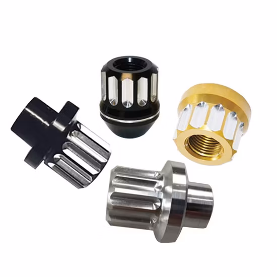 Изготовленная на заказ алюминиево-титановая 12PT 12-точечная автомобильная колесная гайка